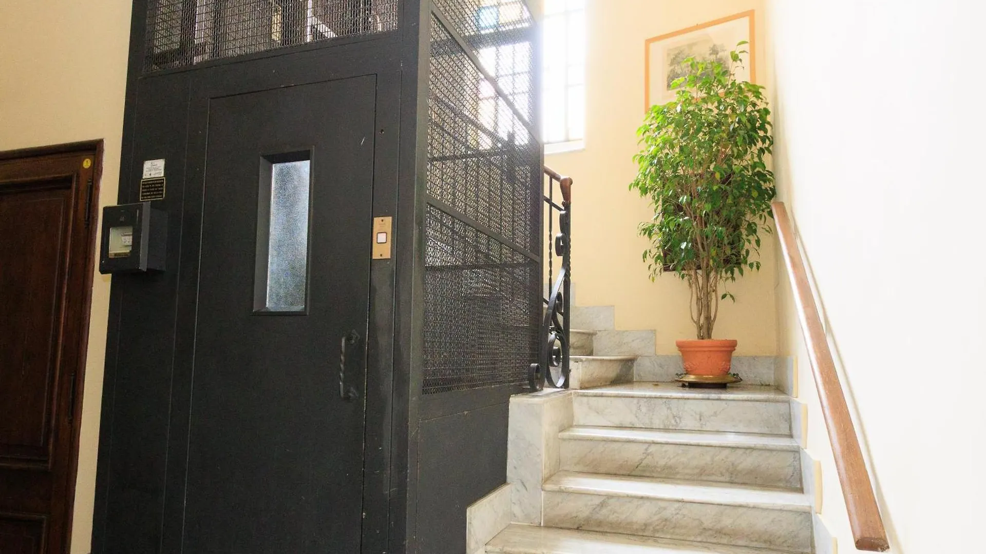 Apartment Vespasiano 49 Rome