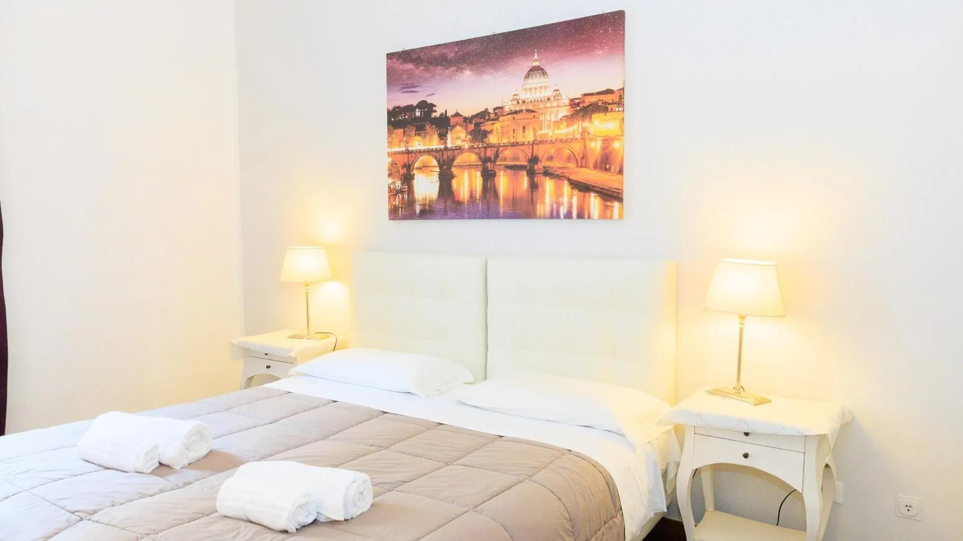 Apartment Vespasiano 49 Rome
