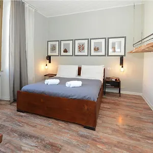  Appartement Natale Del Grande 21 Stylish